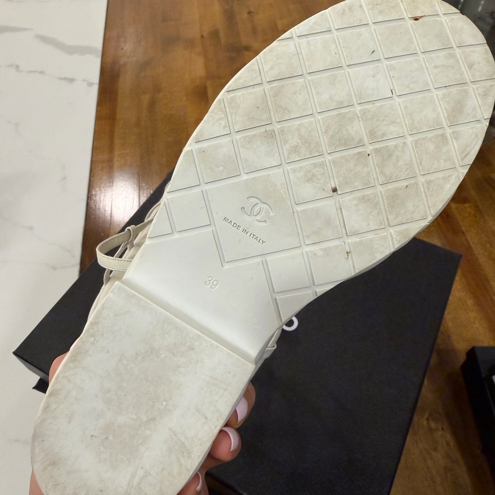CHANEL White Quilted Heeled Sandals - Picture 7 of 7